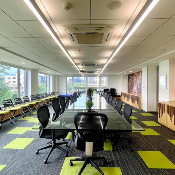 Iksana Workspaces - Chrysler Tech Centre